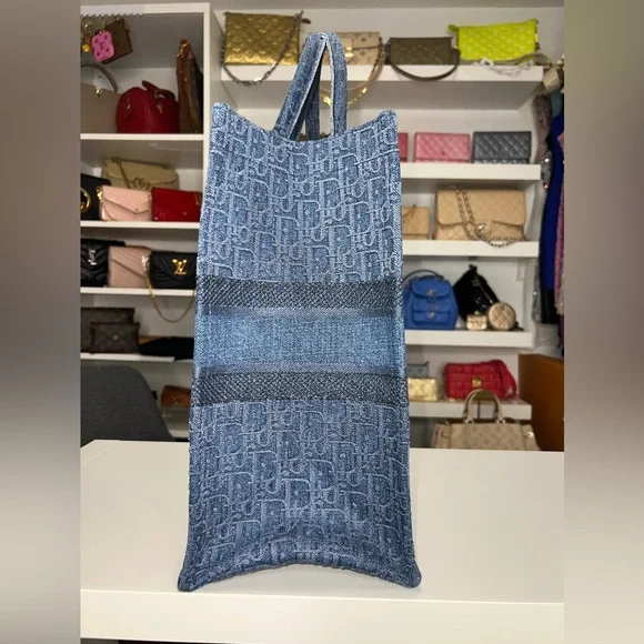 DIOR oblique LARGE book tote denim - Picture 6 of 10